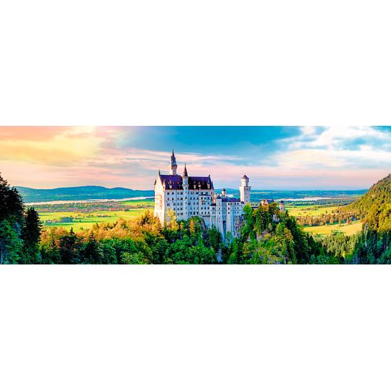 Trefl Panorama-Puzzle „Schloss des verrückten Königs“ mit 1000 T